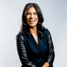 Rehana Nathoo headshot