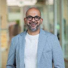 Headshot of Santhosh Ramdoss