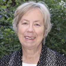 Headshot of Lauren Dachs.