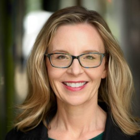 Headshot of Elaine Gast Fawcett