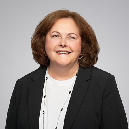 Maureen Esposito headshot