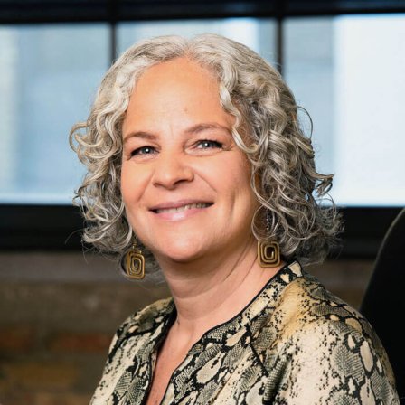 Headshot of Mollie Bunis