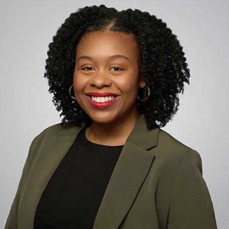 Shannon Jeffries headshot