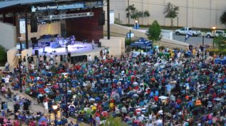 Arlington crowd shot